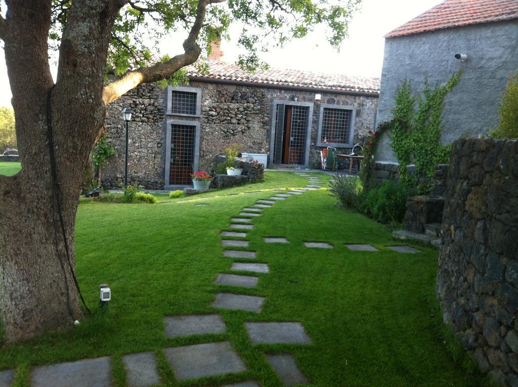 B&B Etna 1703 Belpasso Kültér fotó