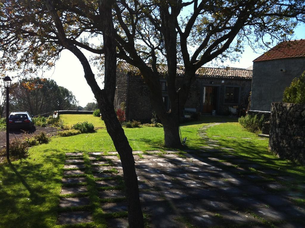 B&B Etna 1703 Belpasso Kültér fotó